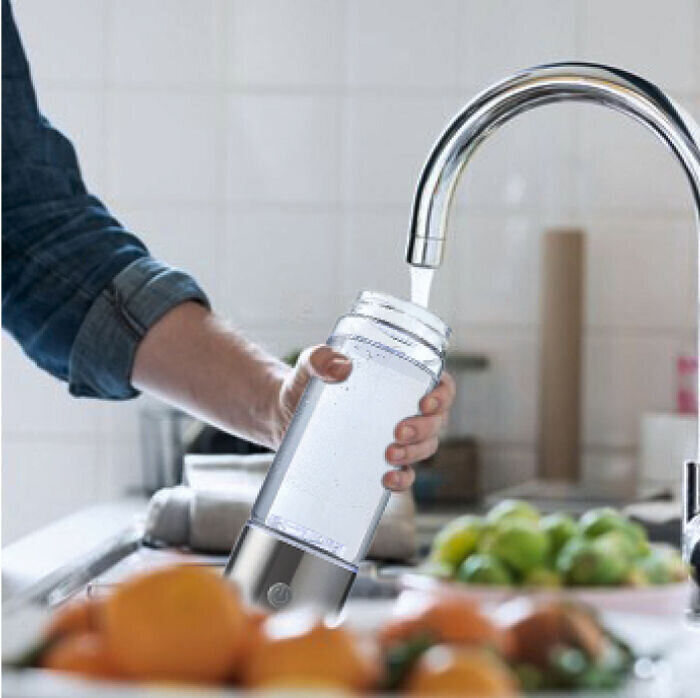 Hydrohealth Hydrogen Water Bottle image